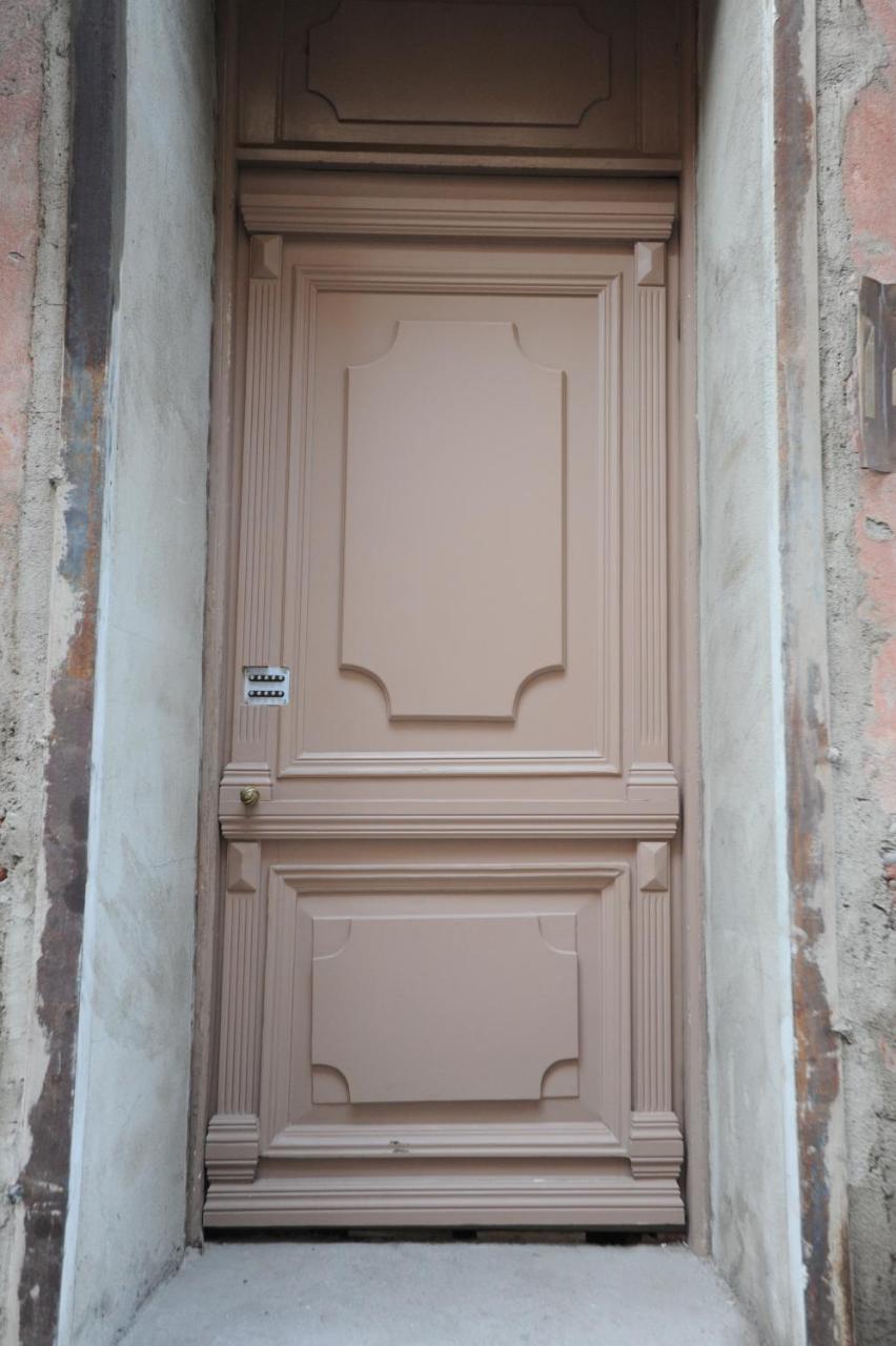 Old Tbilisi Metekhi One Room Exterior foto